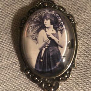 R. Eliz Jewelry - Wondering Molly Jane Necklace R. Eliz Jewelry - Wondering Molly Jane Necklace